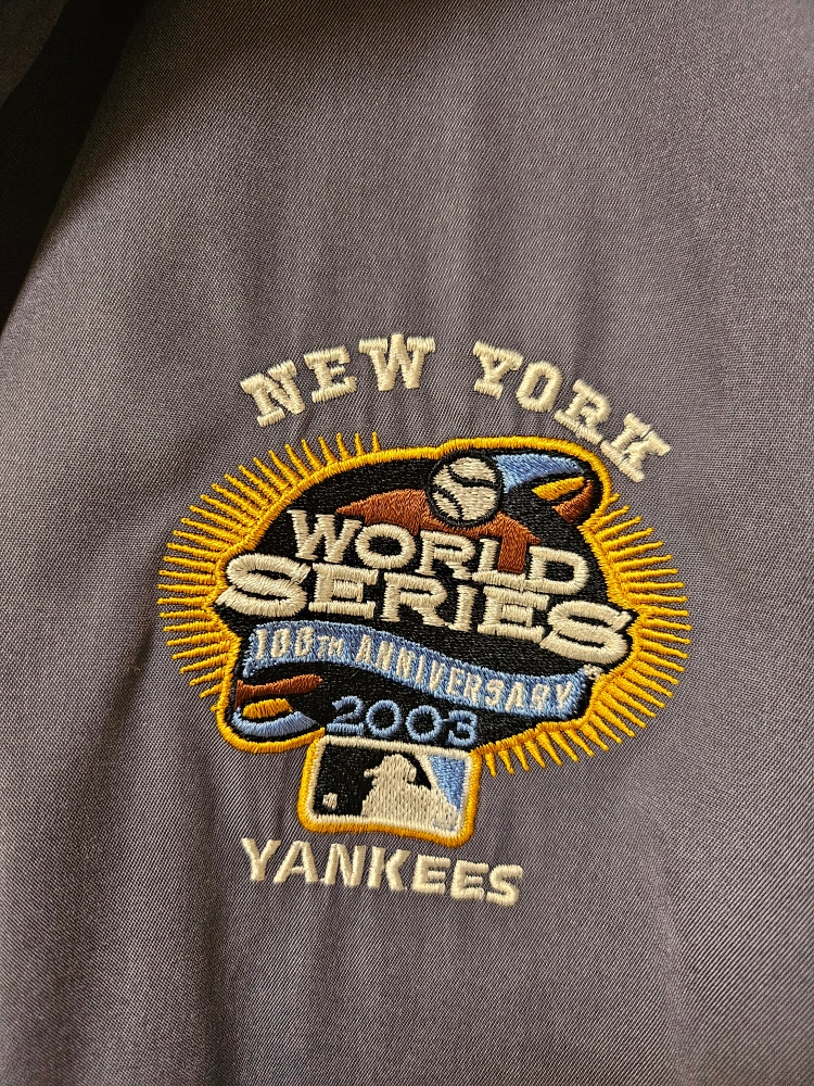 MLB ニューヨークヤンキース プルオーバーの写真2枚目