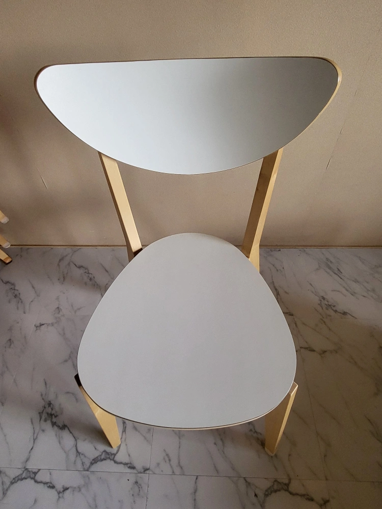 IKEA イス4脚の写真2枚目