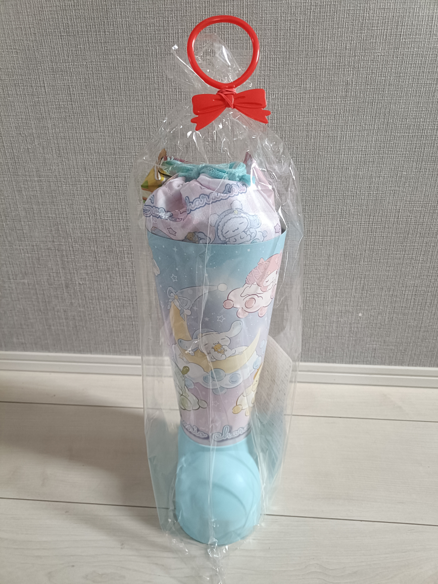 【新品未開封】【2月末まで掲載】サンリオお菓子ブーツ
