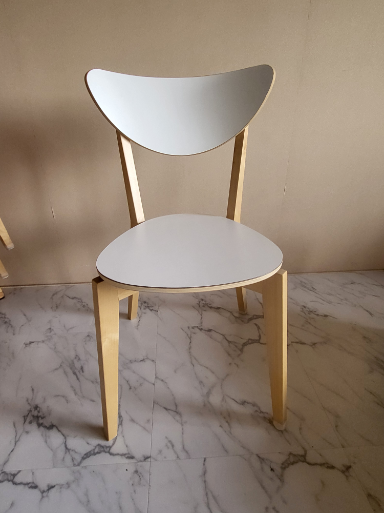 IKEA イス4脚
