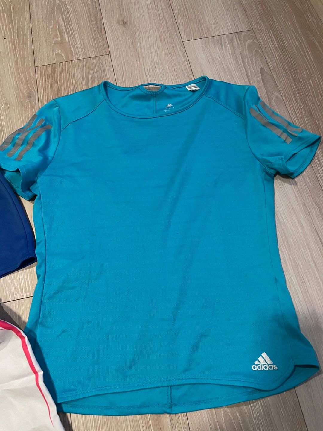 サッカー トレーニングシャツ、パンツ 150の写真2枚目