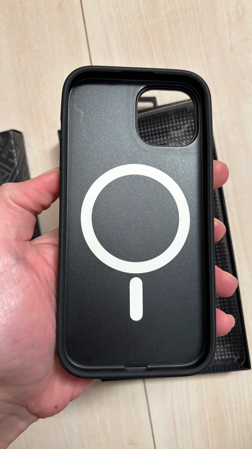CASETIFY iPhone 15 ケース 呪術廻戦の写真3枚目