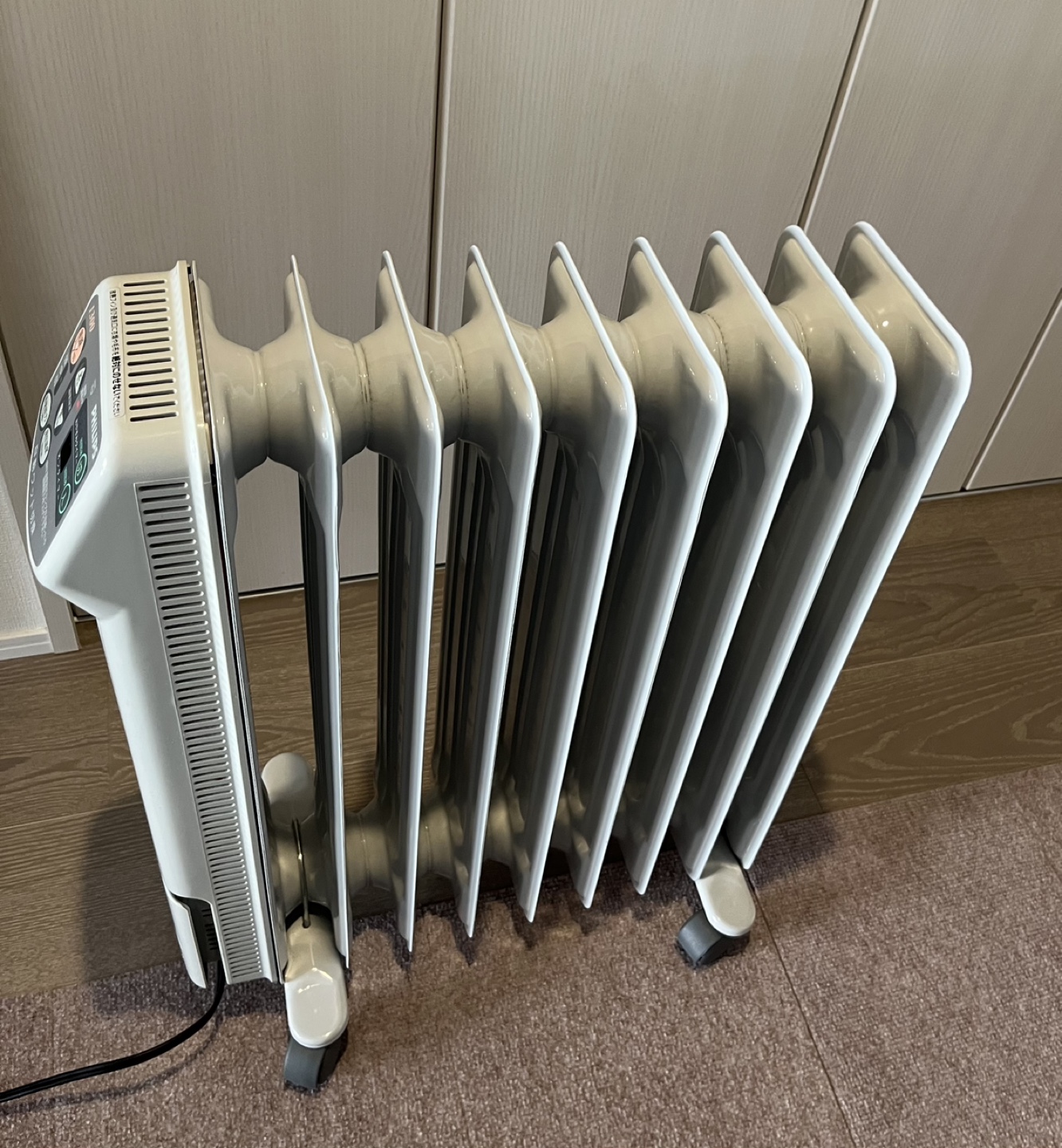 最終値下げ お届け対応相談 PHILIPS製 ラジエーターオイルヒーター