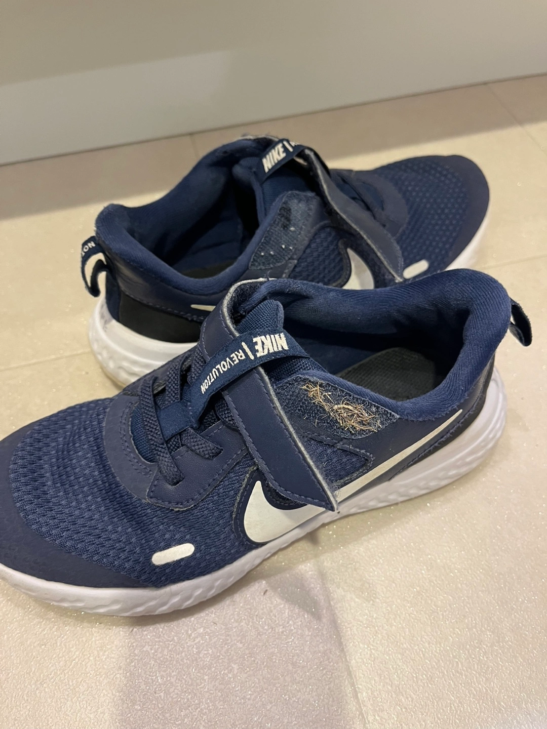 NIKE ナイキ レボリューション ランニングシューズ 20cm スニーカーの写真4枚目