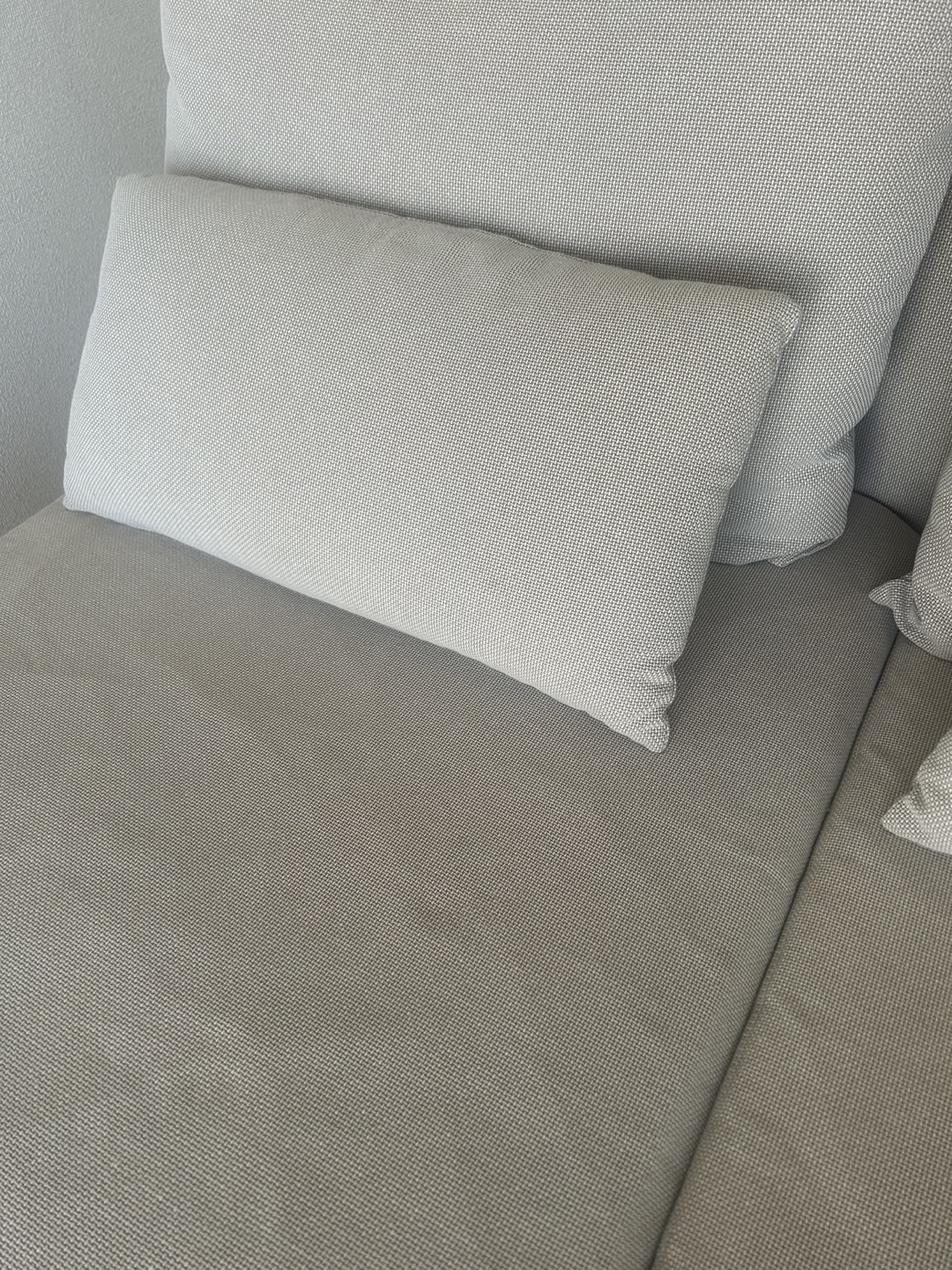 IKEA ソーデルハム 3人掛けソファの写真5枚目
