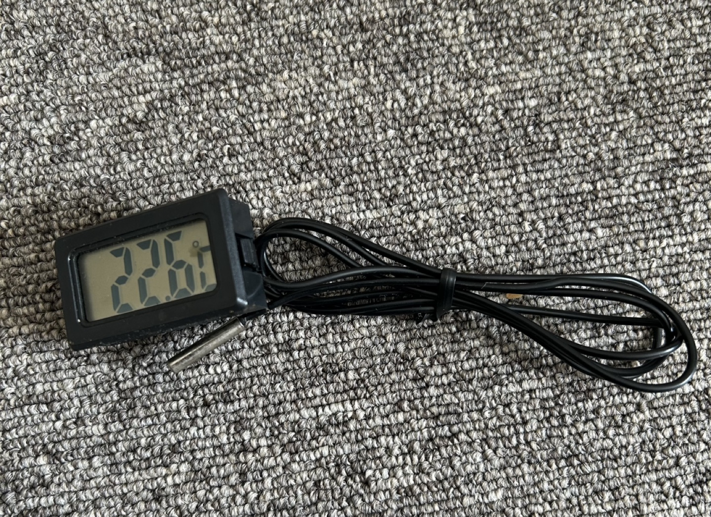 ⭕️新品　水槽用水温計