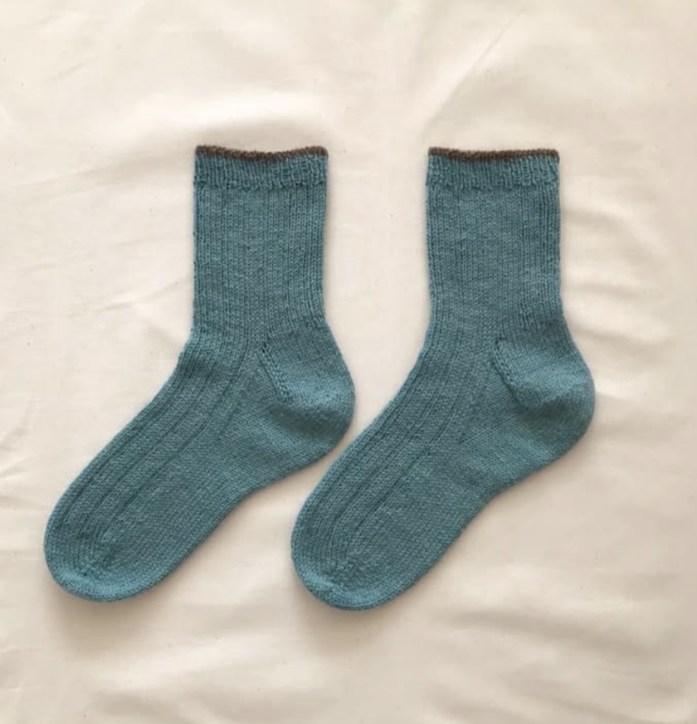 靴下編みました🧶【新品未使用】          プレゼントにも🎁