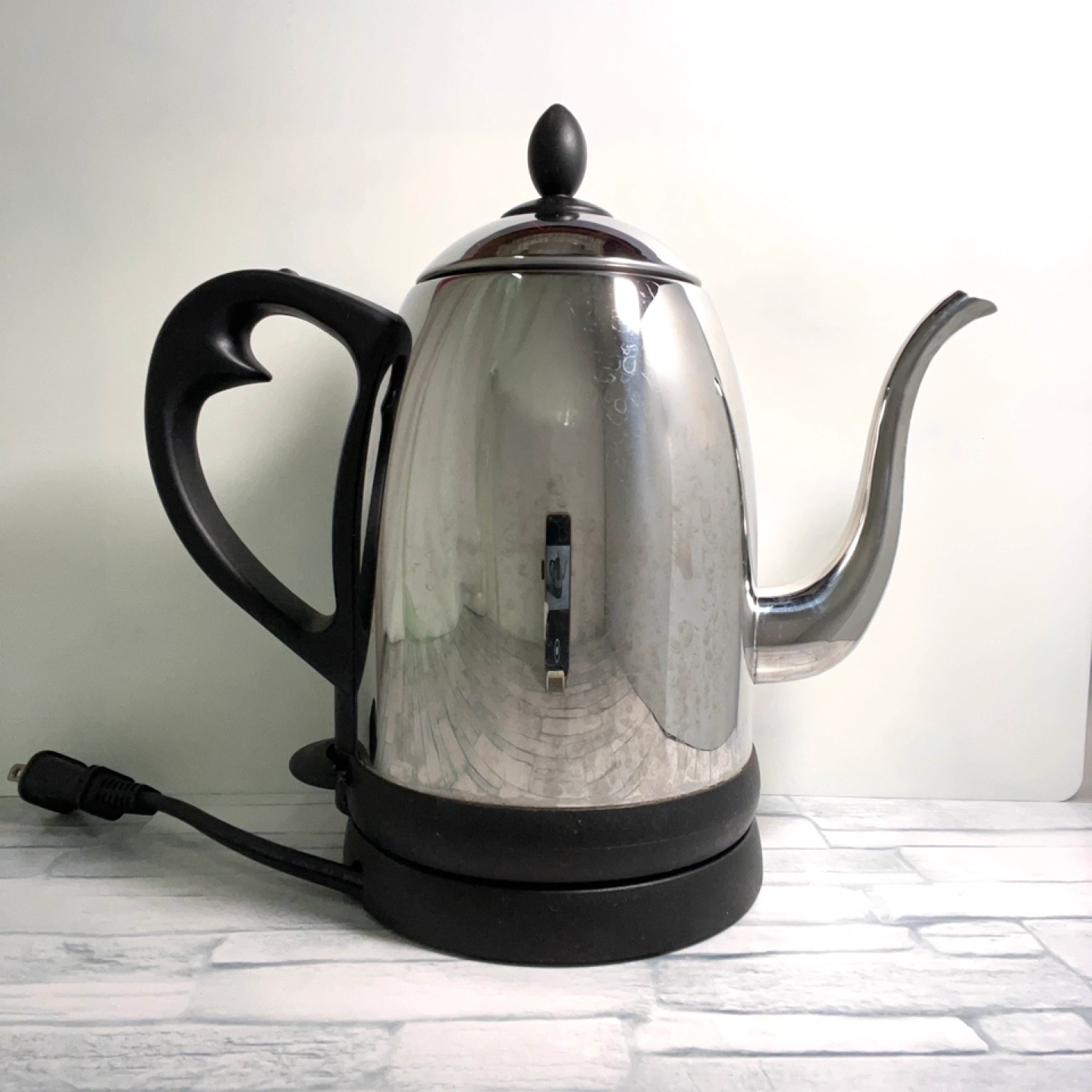 ☆美品☆ ラッセルホブス カフェケトル 細口 電気ケトル 1.2L Russell Hobbs ステンレスの写真3枚目