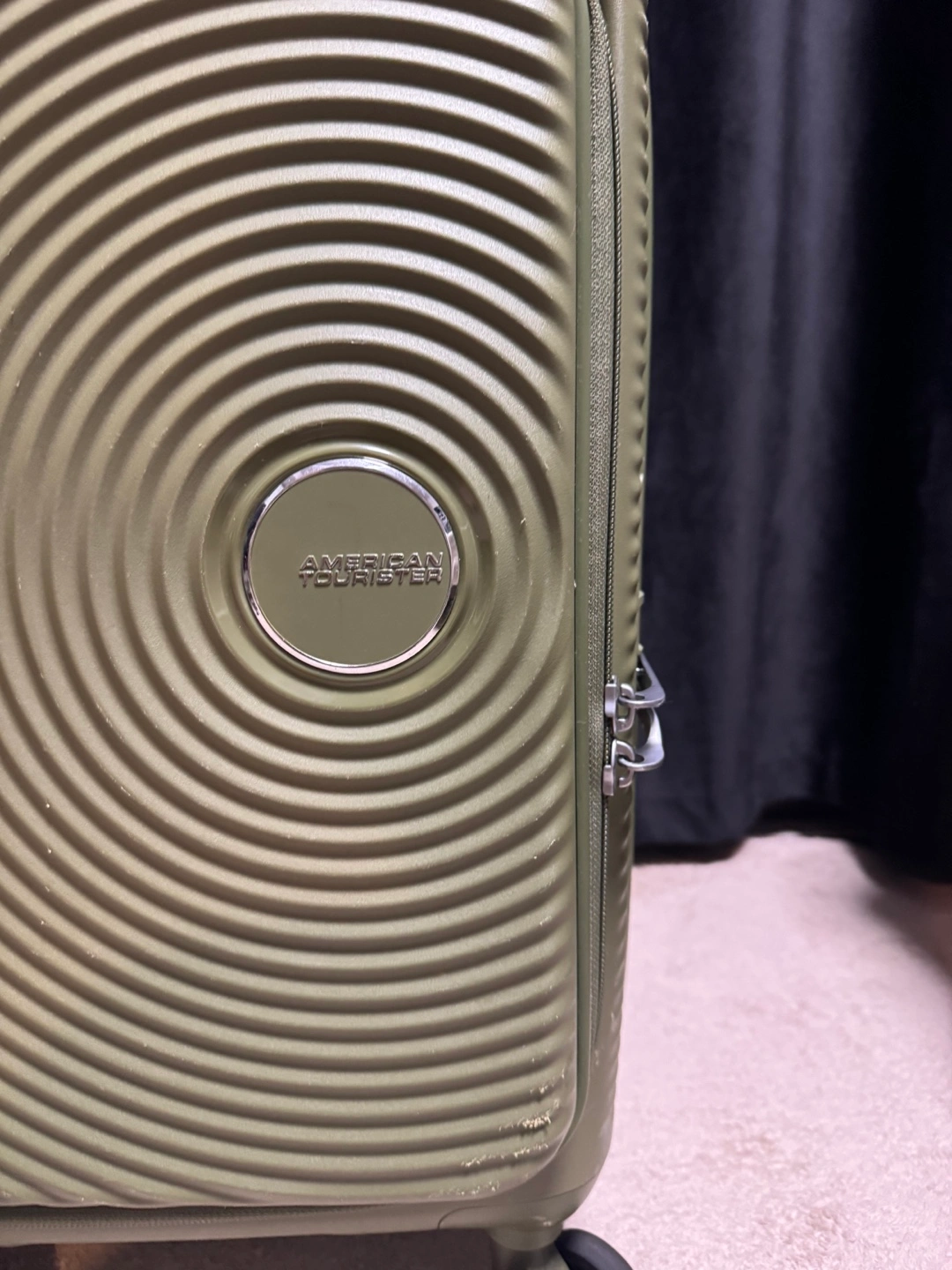 american tourister スーツケースの写真2枚目