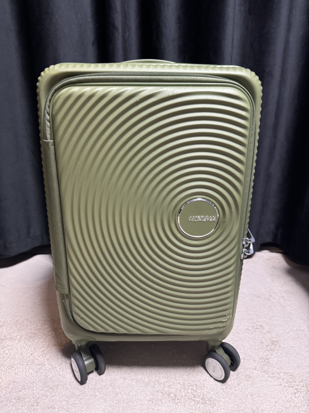 american tourister スーツケース