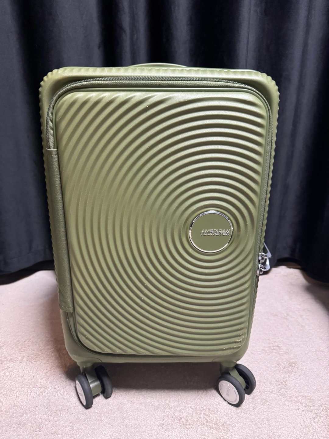 american tourister スーツケース
