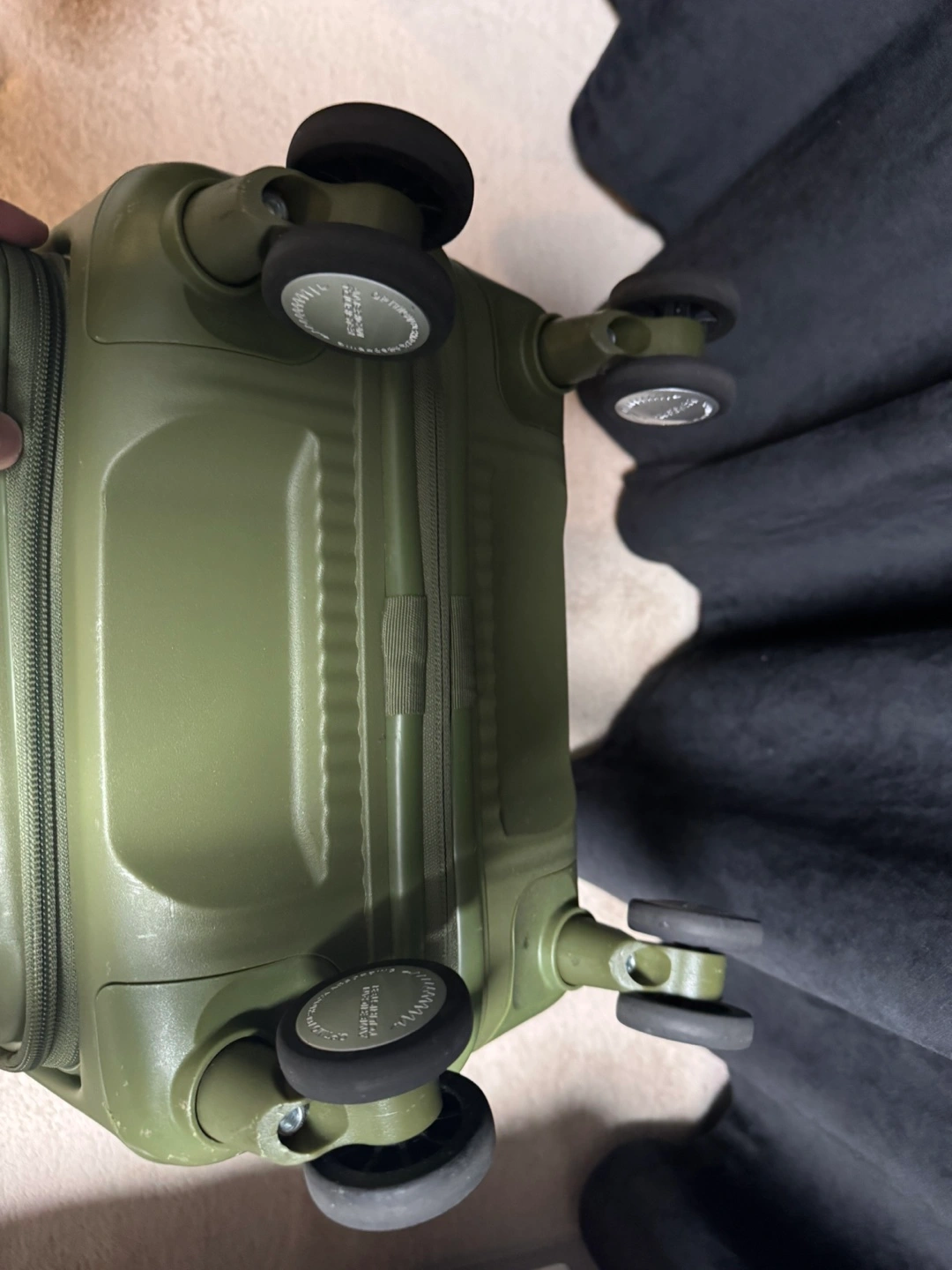 american tourister スーツケースの写真6枚目