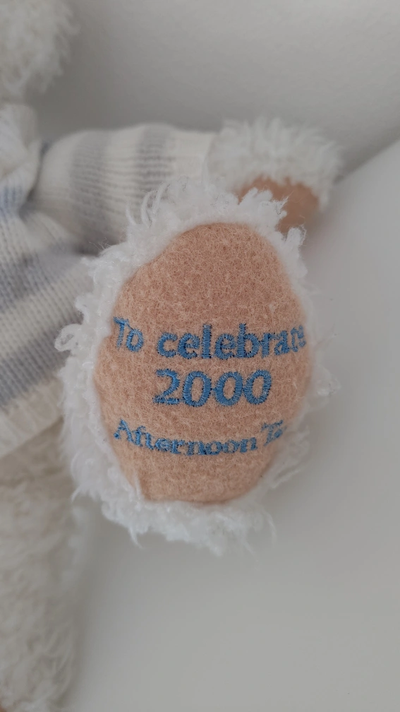 Afternoon Tea 2000年記念テディベアの写真3枚目