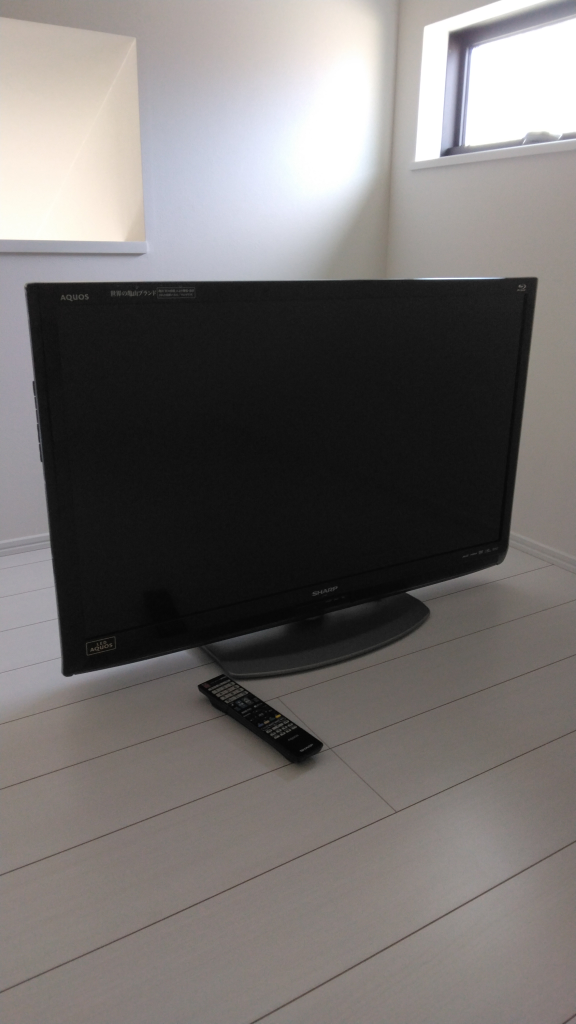 SHARP　AQUOS　40　テレビ
