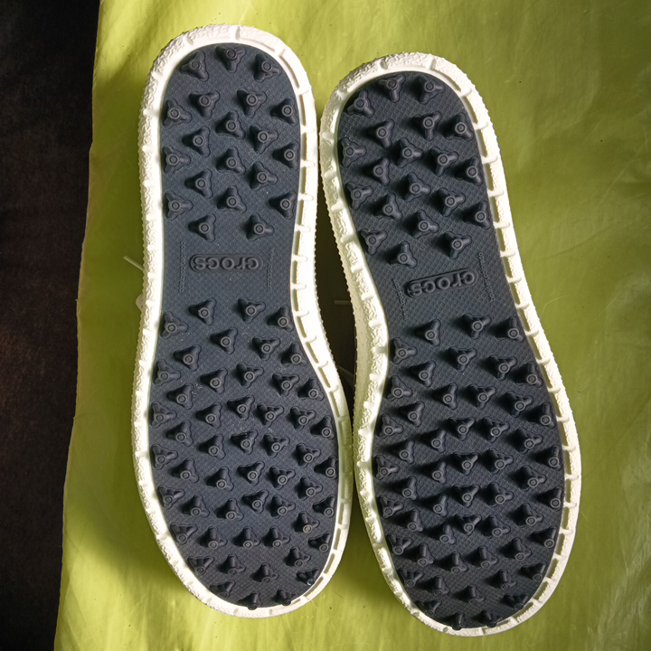 crocs ゴルフシューズ　スパイクレス　US11 28.0の写真3枚目
