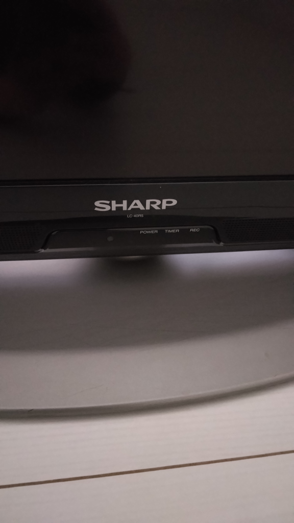 SHARP　AQUOS　40　テレビの写真3枚目