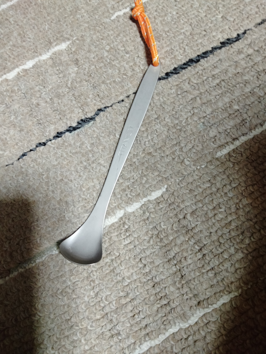 チタン製 餌やりスプーン