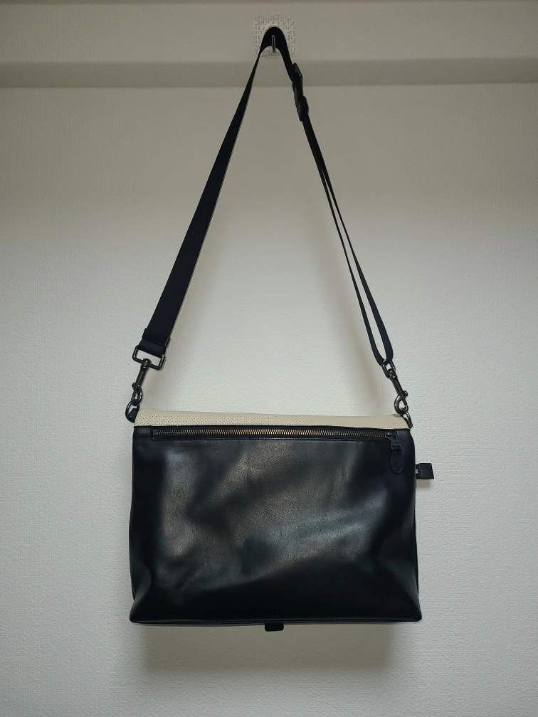 COACH ショルダーバッグの写真2枚目