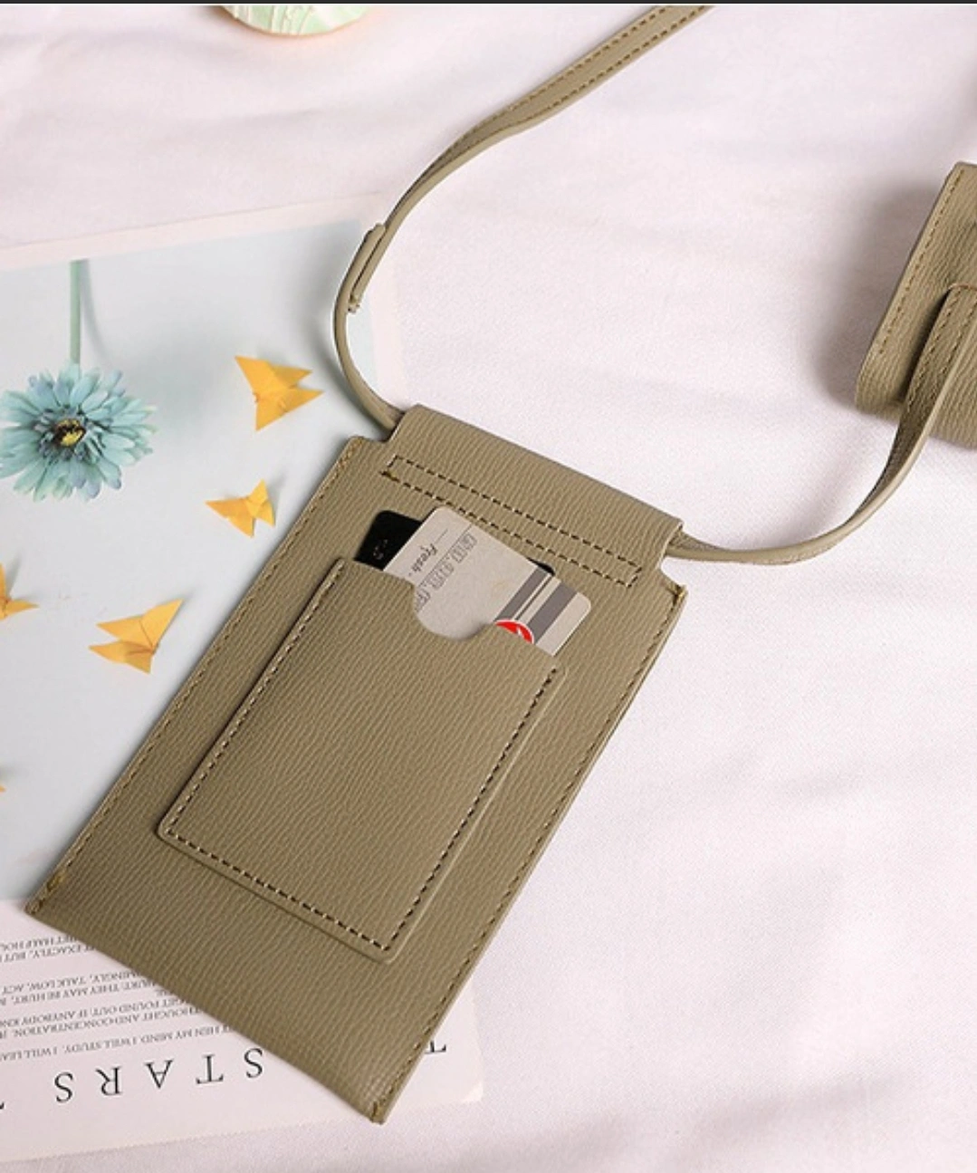 ほぼ未使用!かわいいスマホポシェット!の写真2枚目