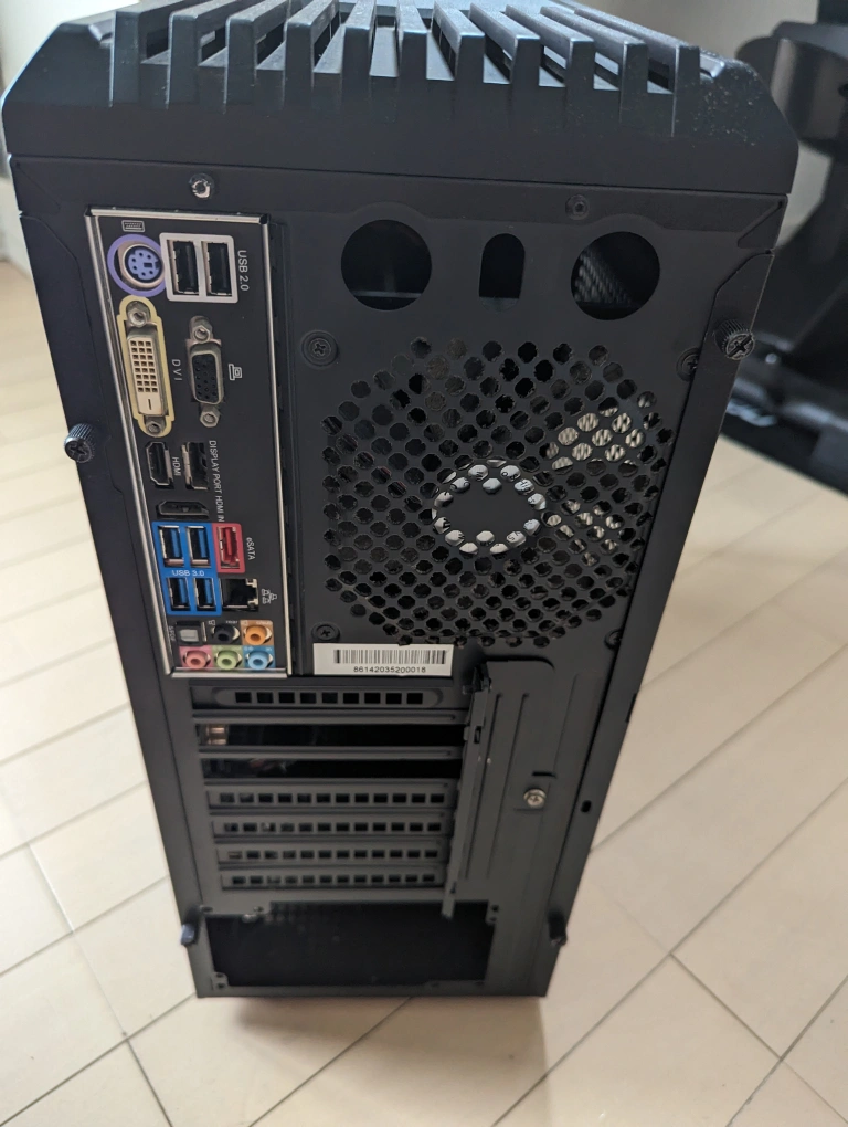 中古PCケース、DDR3メモリー32GB、などの写真4枚目