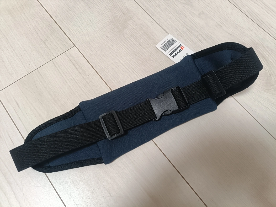 【新品】【PYFK】ランニングポーチ 反射ありの写真2枚目