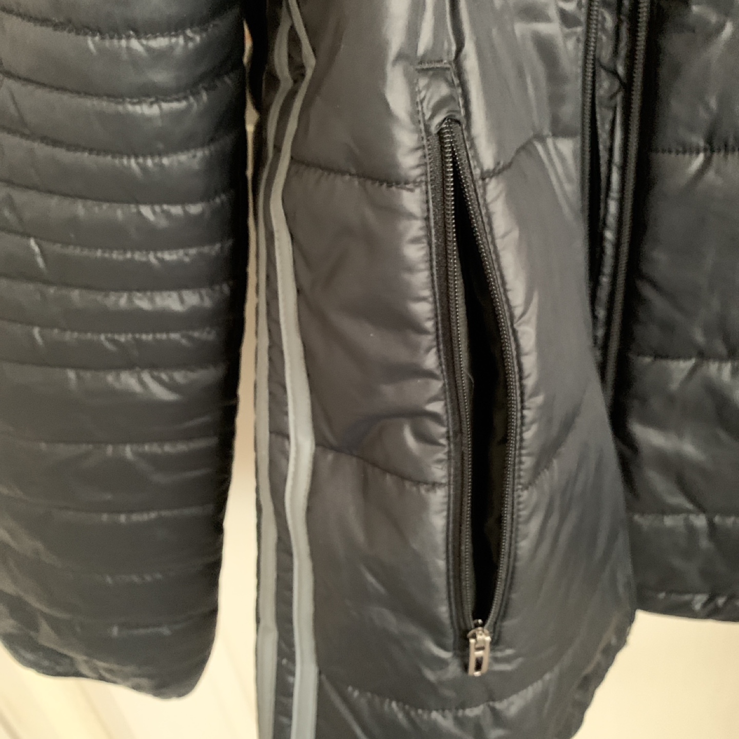 adidas 中綿入りジャケット Mサイズの写真6枚目