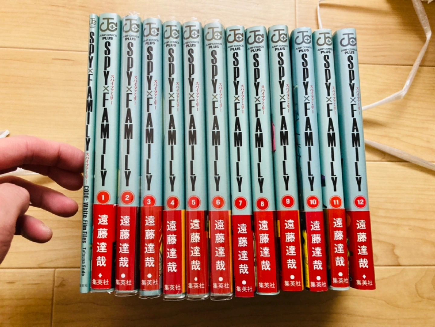 13冊 SPY×FAMILY スパイファミリー 全巻帯付き 非売品ステッカー