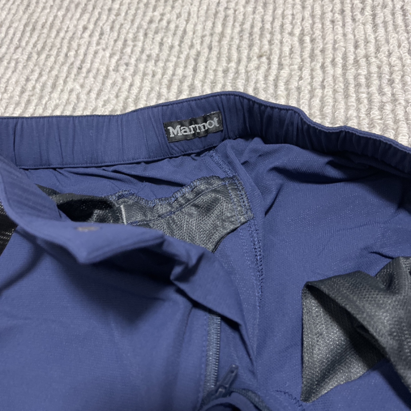 Marmot ネイビー パンツ　レディースLの写真5枚目