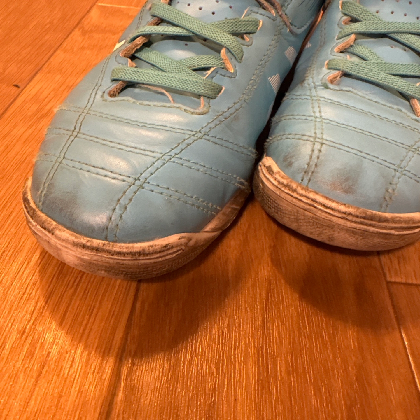 【adidas】キッズサッカーシューズ 22cmの写真2枚目