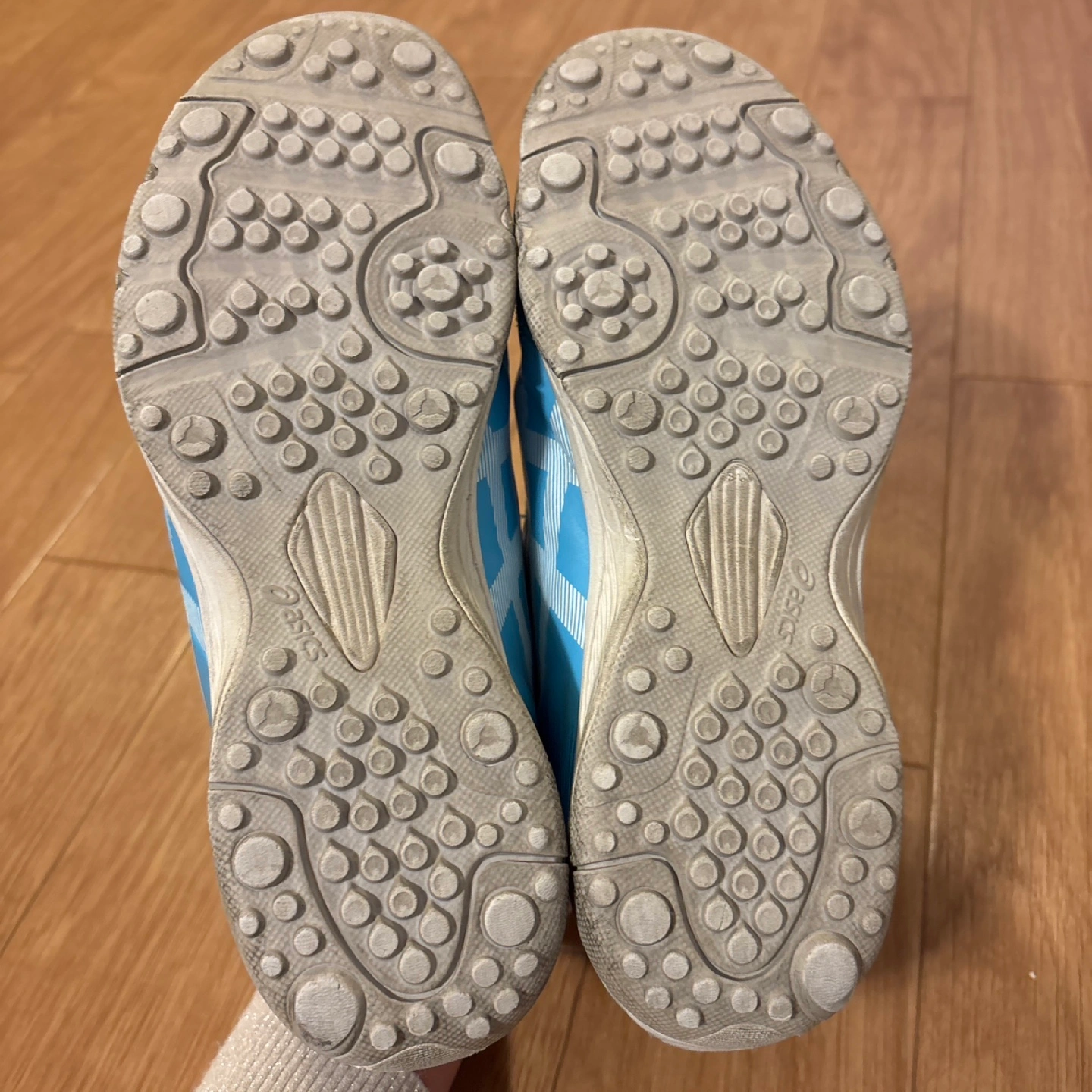【adidas】キッズサッカーシューズ 22cmの写真4枚目
