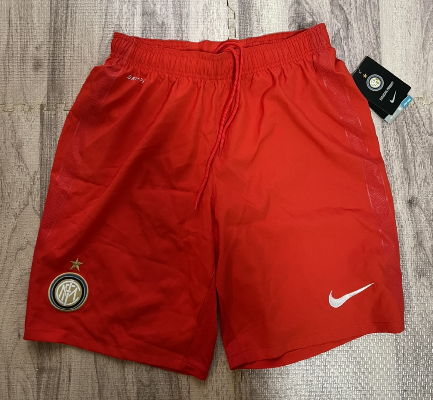 【未使用】NIKE インテル ユニフォーム Mサイズの写真5枚目