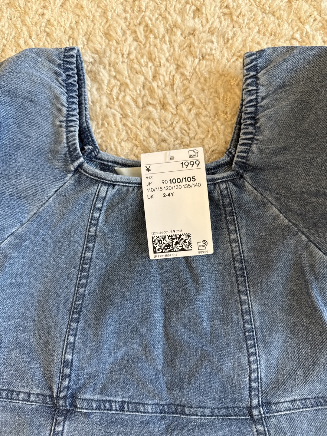 新品　H&Mワンピースの写真2枚目