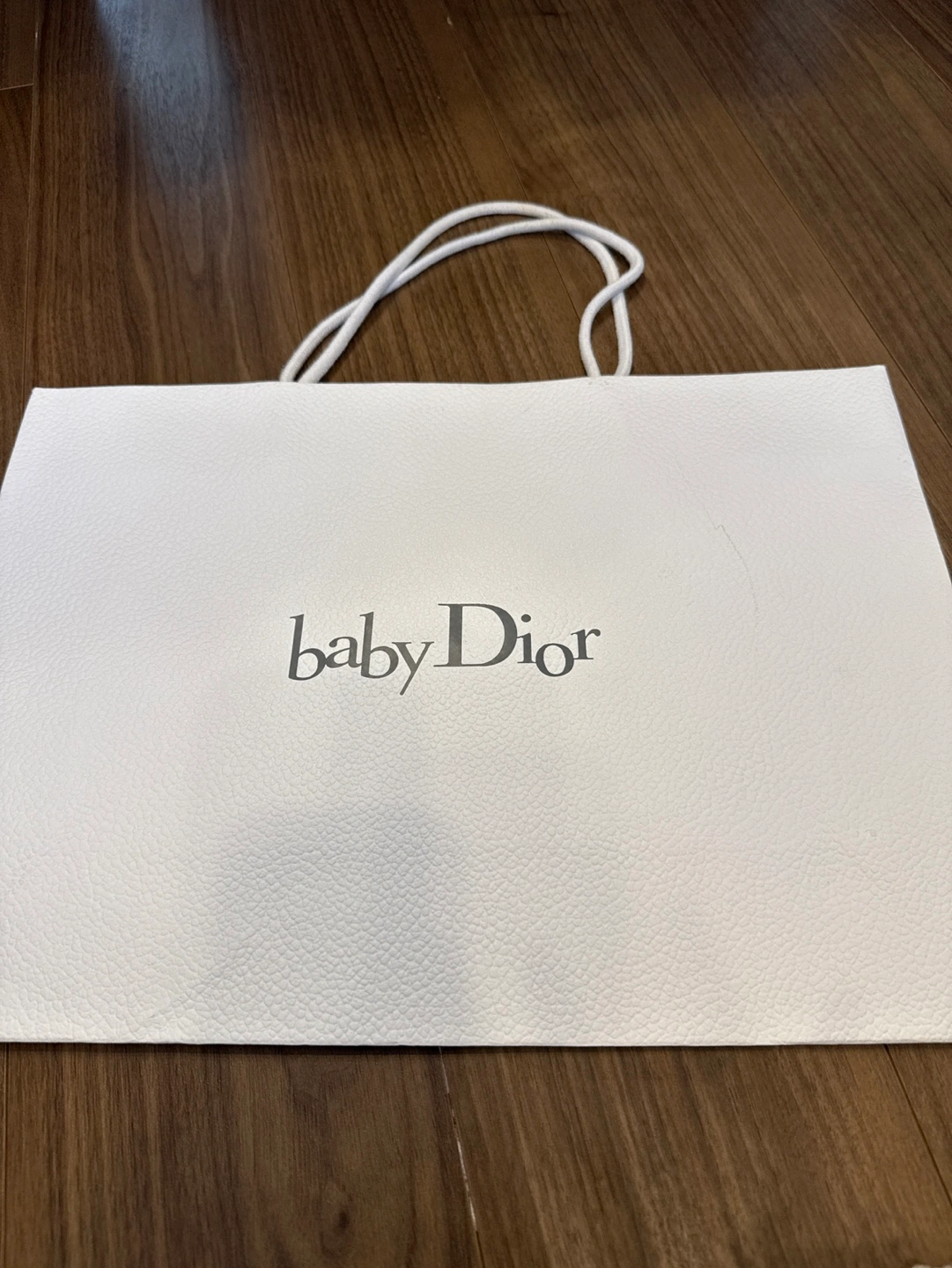 Baby Dior 紙袋