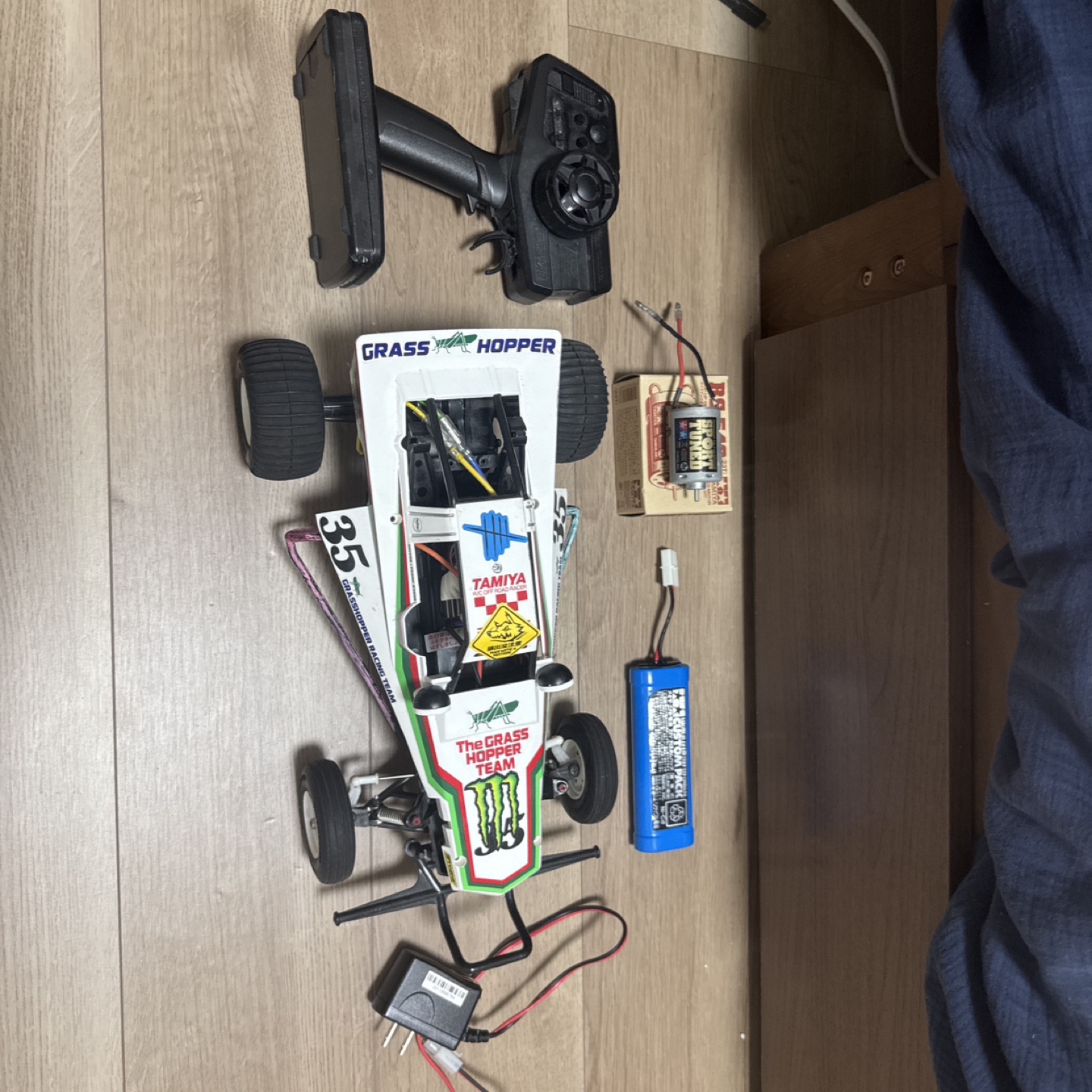タミヤ グラスホッパー ラジコン中古品の写真4枚目