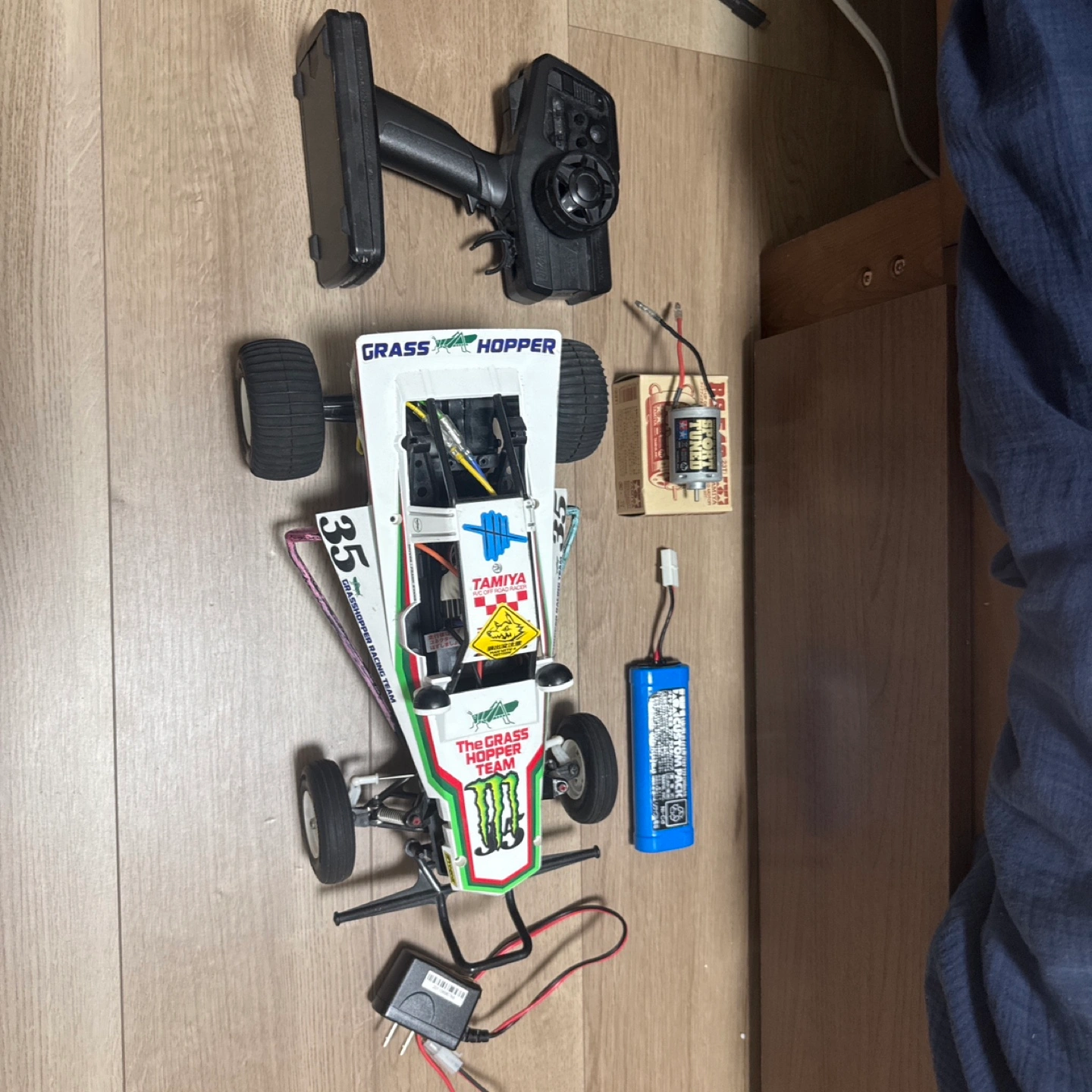 タミヤ グラスホッパー ラジコン中古品の写真4枚目