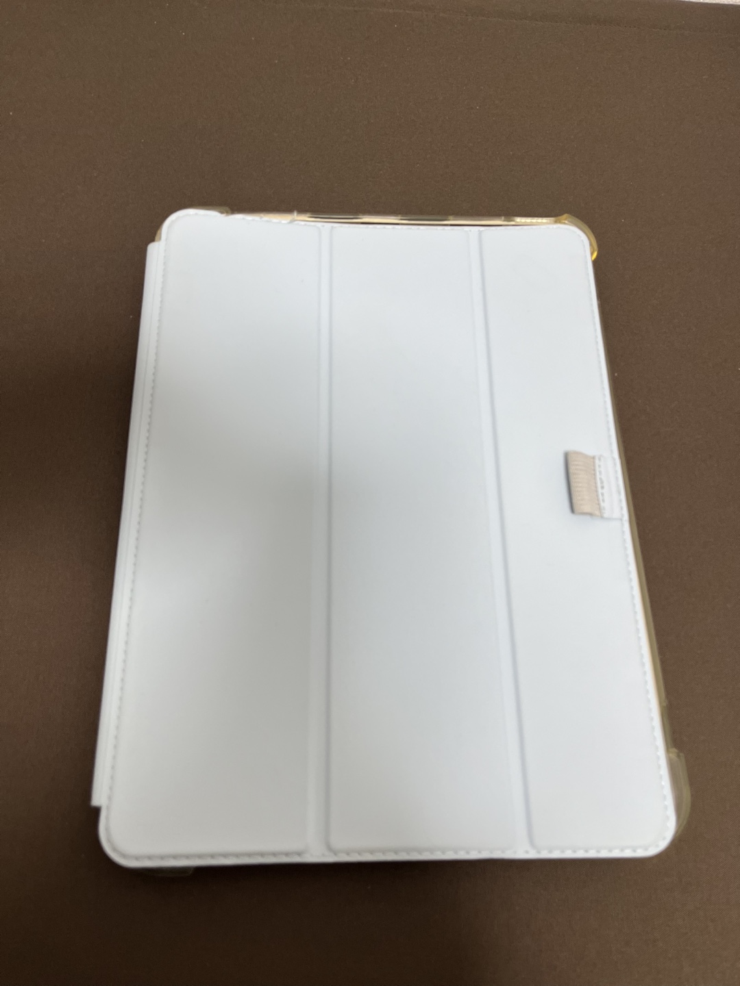 iPadのスタンドカバーの写真2枚目