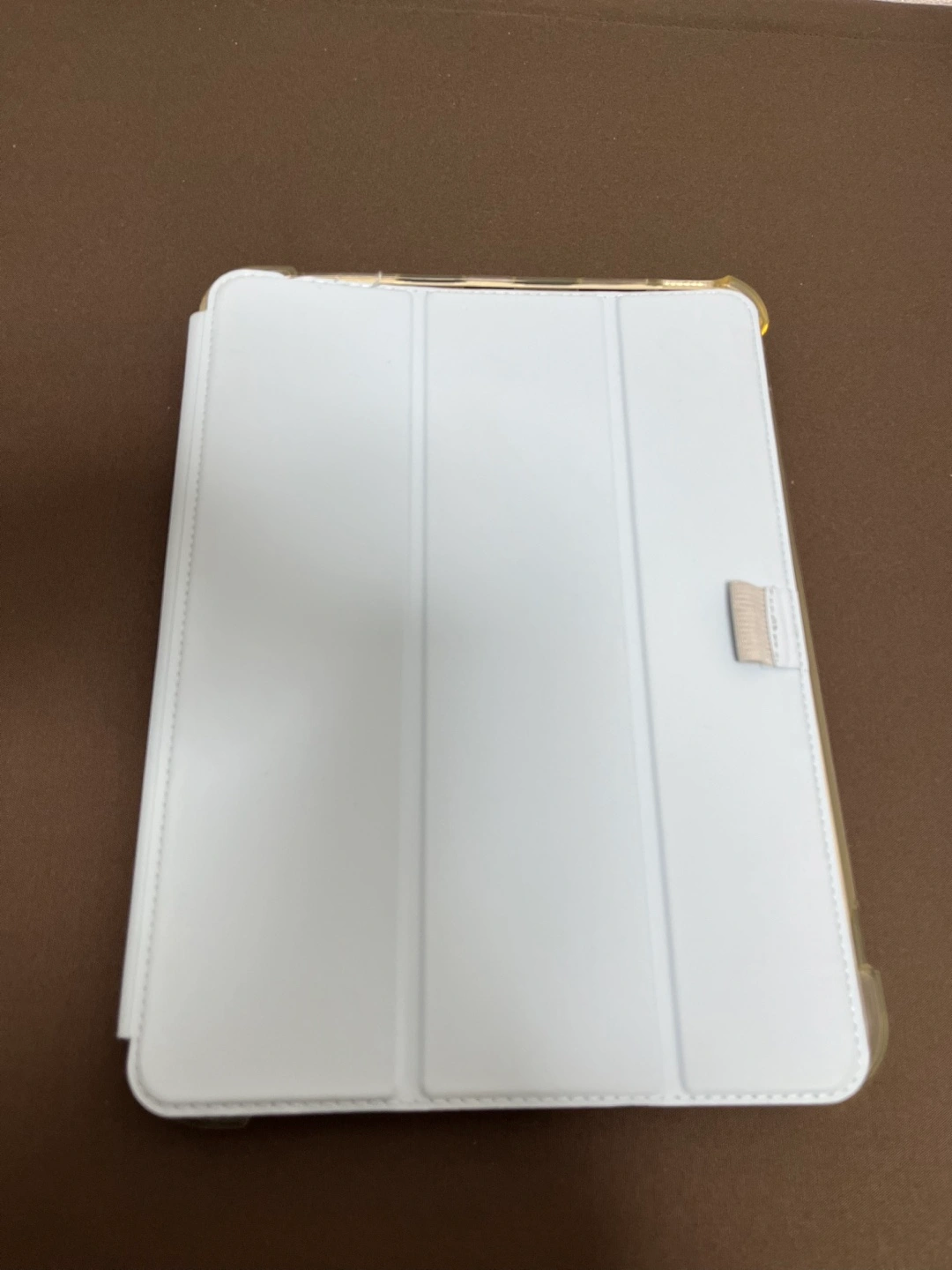 iPadのスタンドカバーの写真2枚目