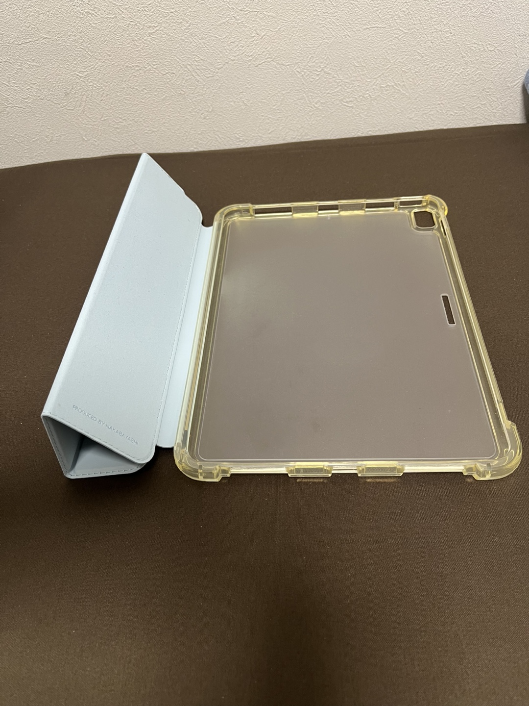 iPadのスタンドカバー