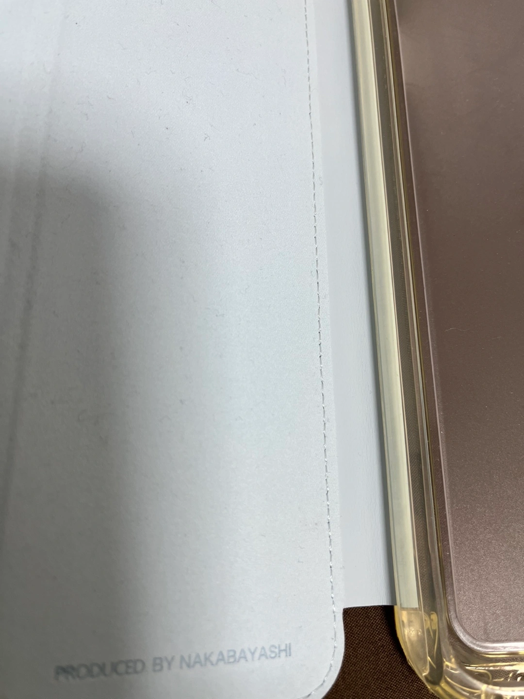 iPadのスタンドカバーの写真3枚目