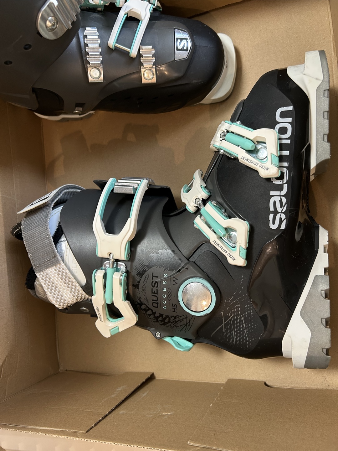 salomon スキーブーツ 23.5センチ サロモン