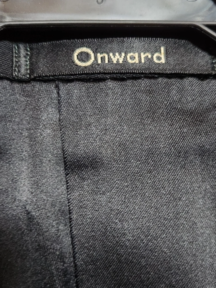 礼服 冠婚葬祭 ONWARD オンワード フォーマル 希望でネクタイ、ワイシャツも付けますの写真3枚目