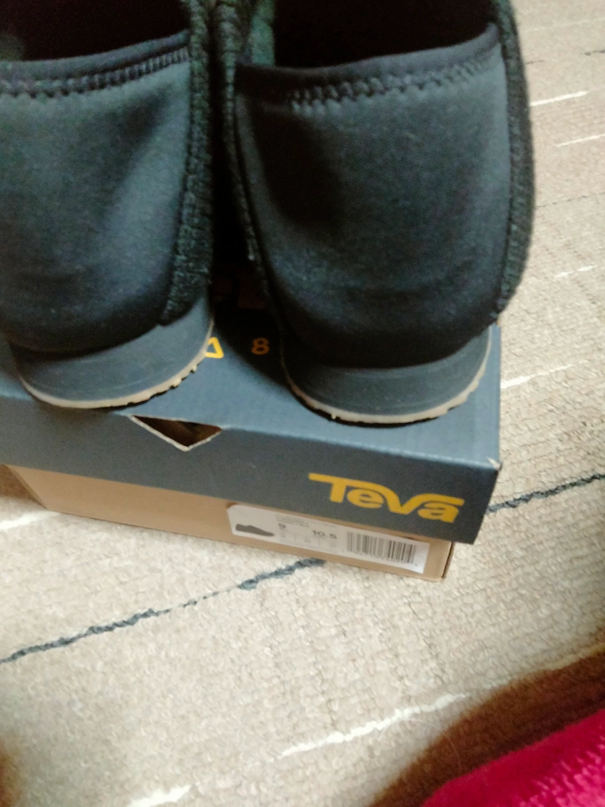 Teva エンバーモック 2 スリッポンの写真2枚目