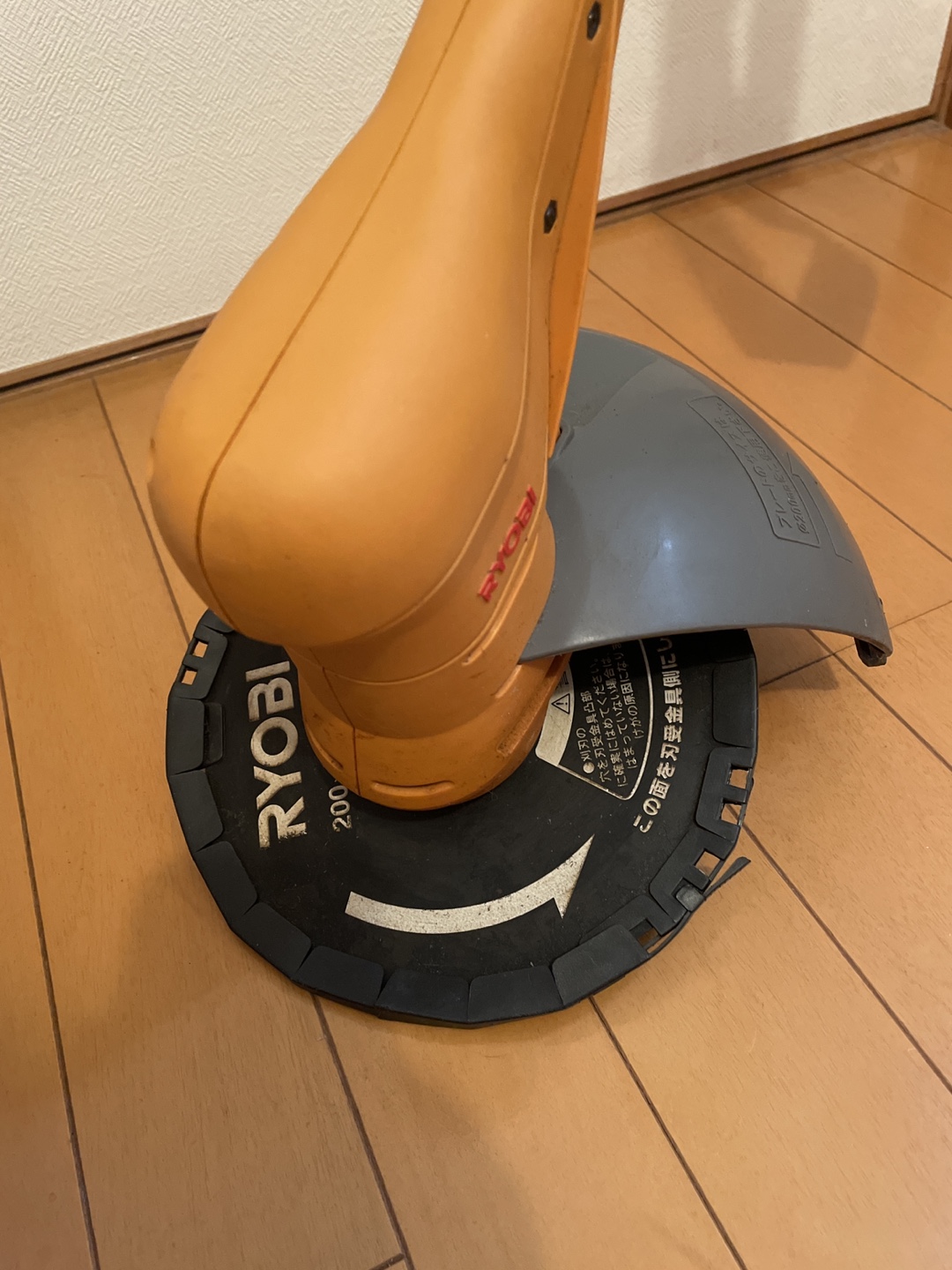 電動草刈機の写真2枚目