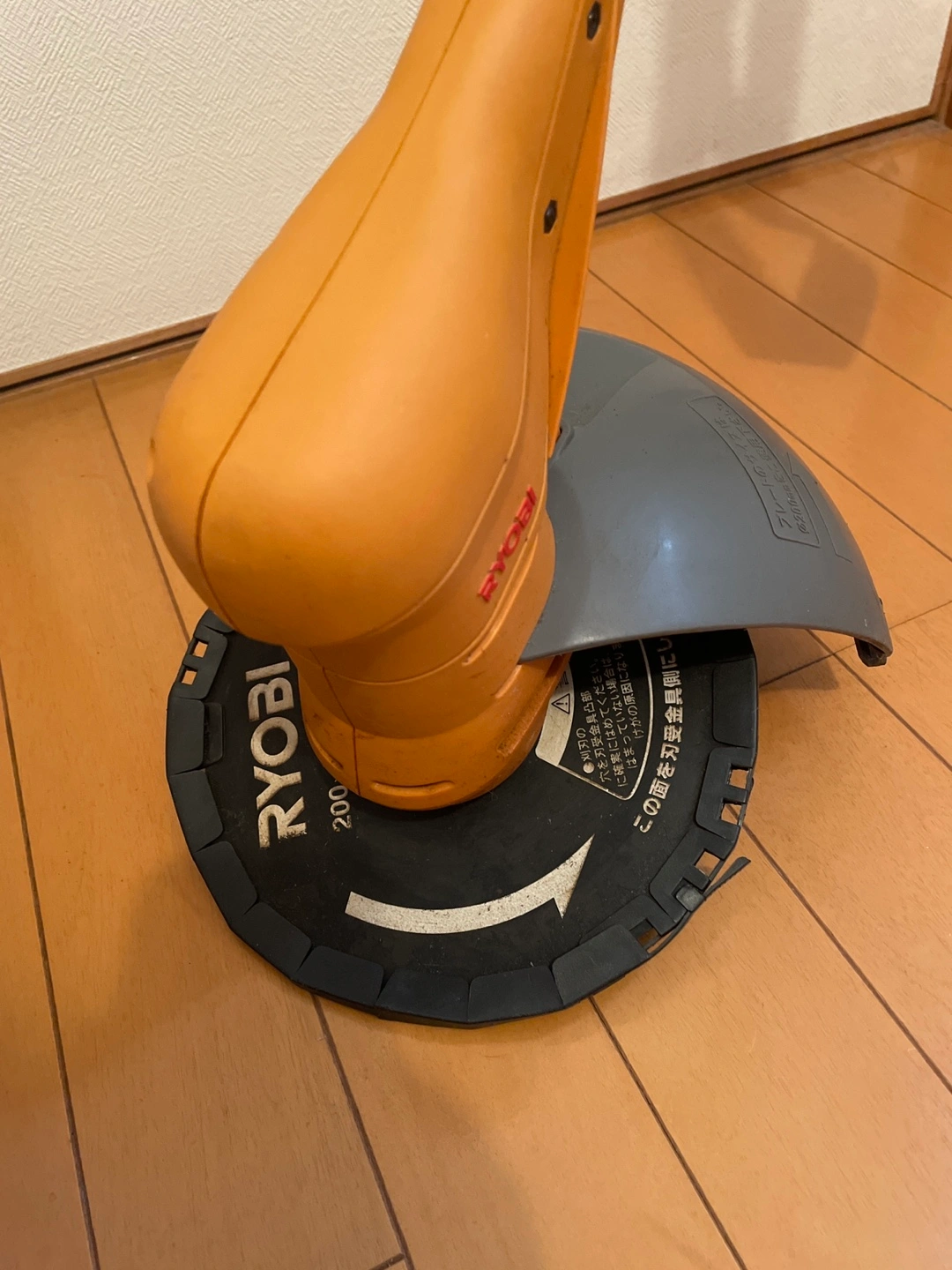 電動草刈機の写真2枚目