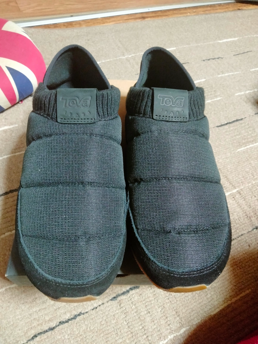 Teva エンバーモック 2 スリッポン