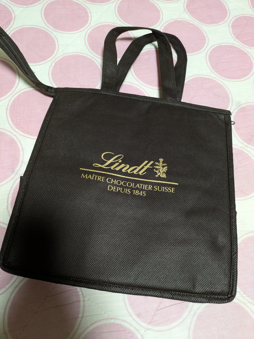 Lindt　リンツ保冷バック