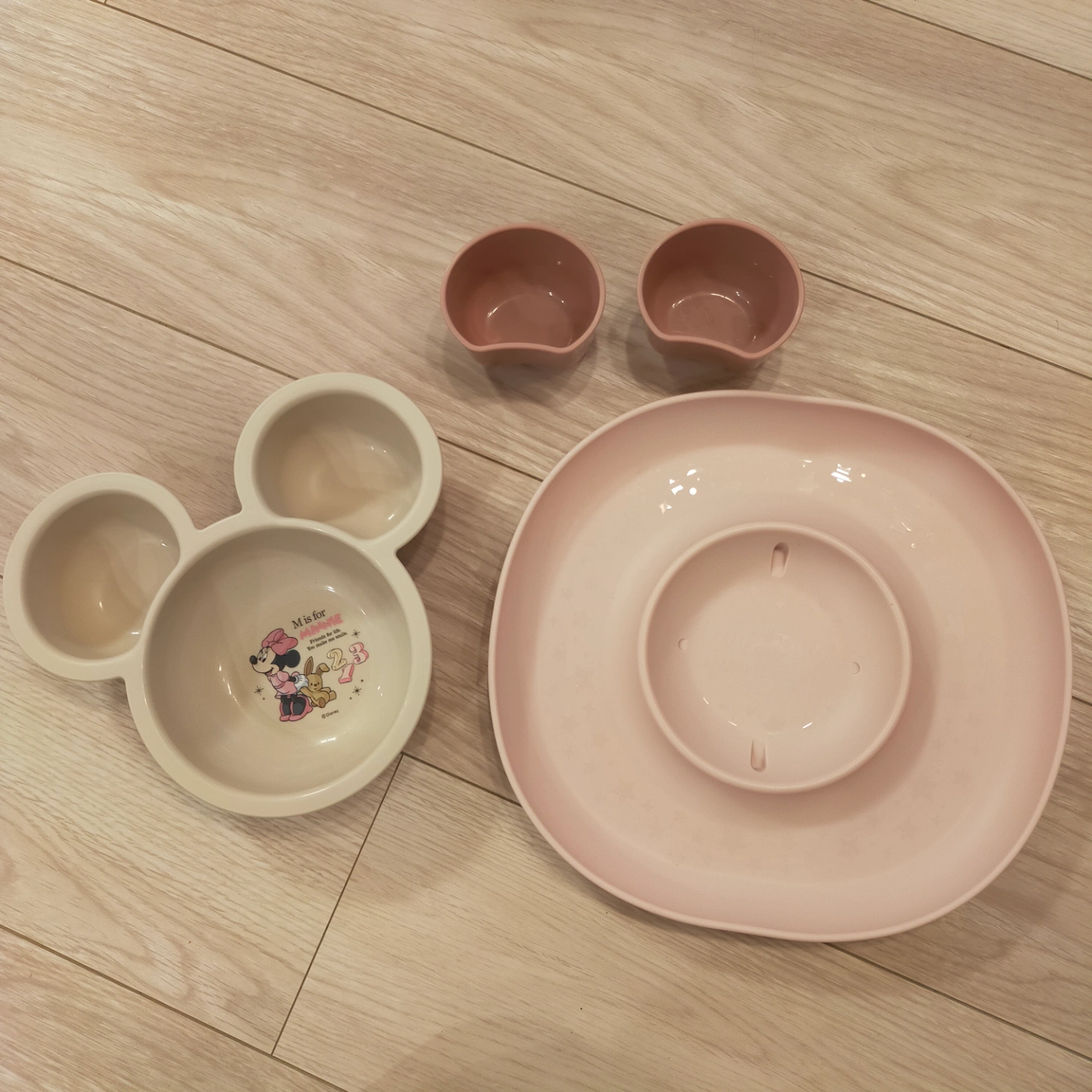 ベビー食器 離乳食食器セット(ミニー)&コンビフードカッター(レーベルレモン)の写真4枚目
