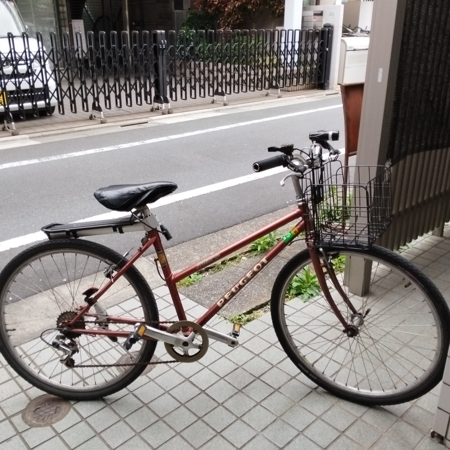 クロスバイク　PEUGEOT METROプジョー　ロードバイク　通学　通勤