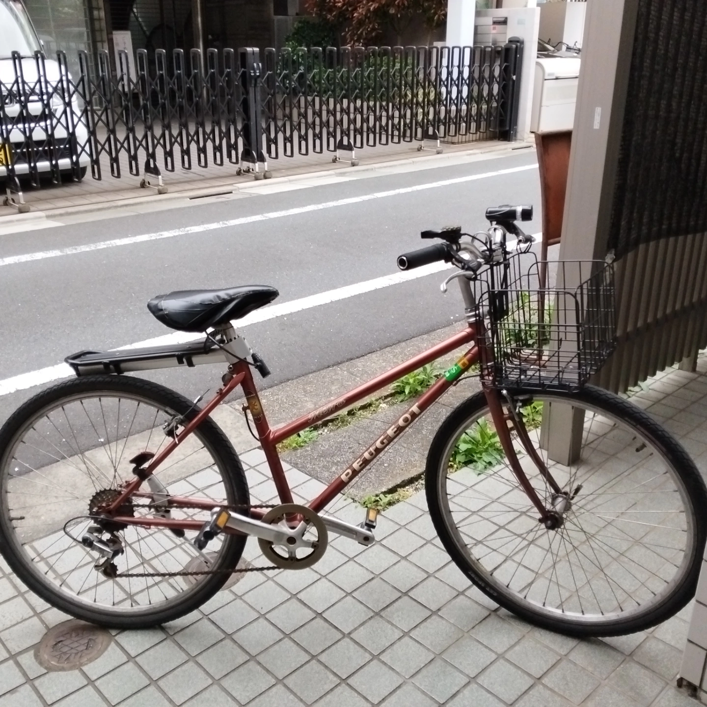 クロスバイク PEUGEOT METROプジョー ロードバイク 通学 通勤