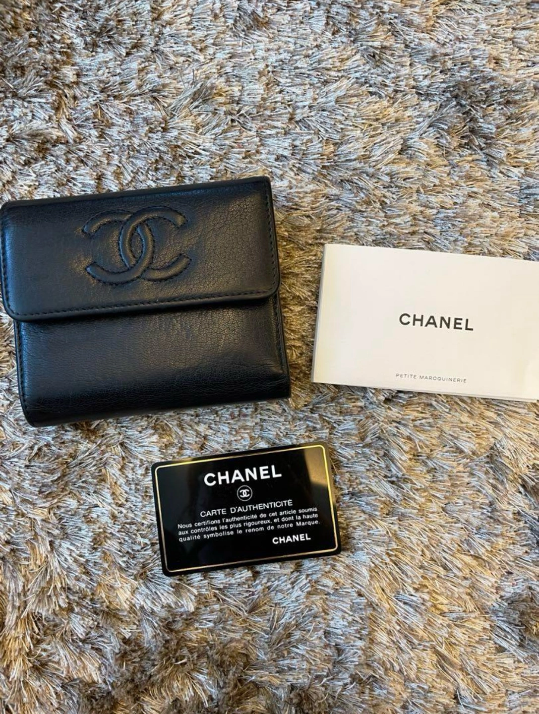 CHANEL シャネル コンパクト財布